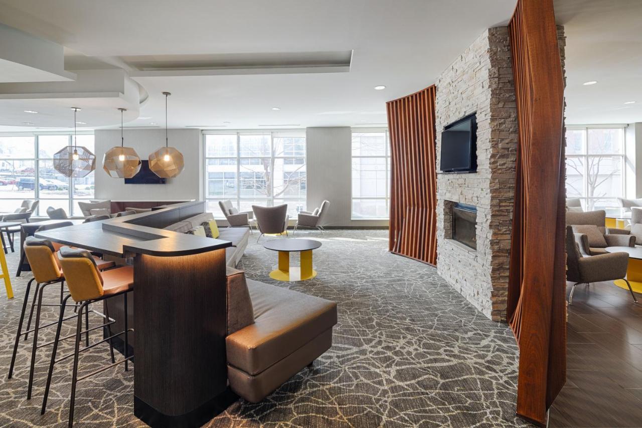 Springhill Suites By Marriott Bloomington Extérieur photo