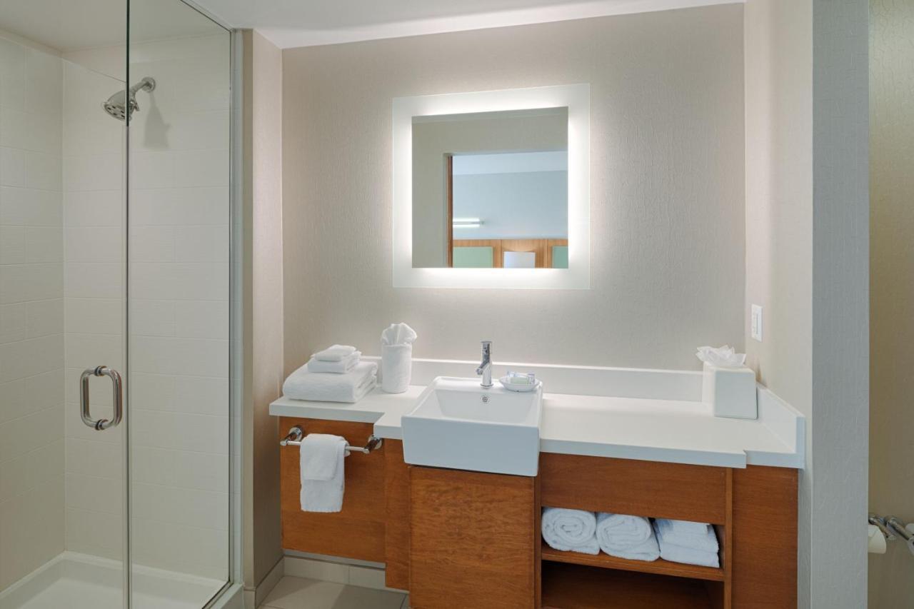 Springhill Suites By Marriott Bloomington Extérieur photo