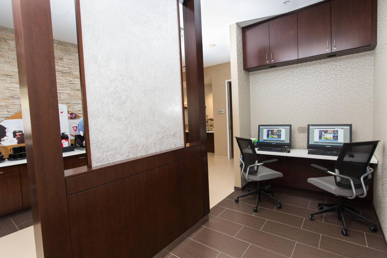 Springhill Suites By Marriott Bloomington Extérieur photo