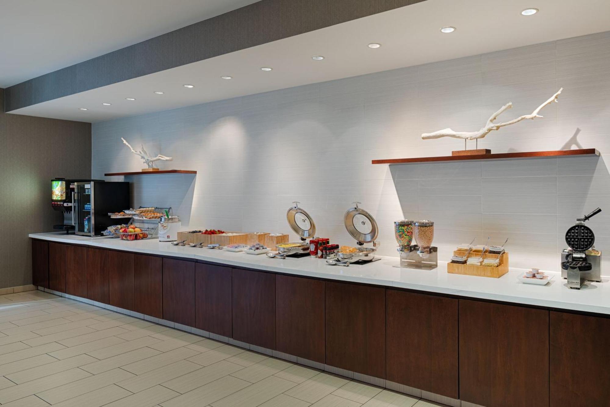 Springhill Suites By Marriott Bloomington Extérieur photo