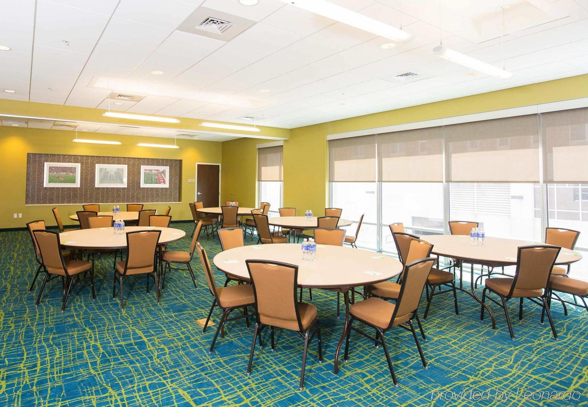 Springhill Suites By Marriott Bloomington Extérieur photo
